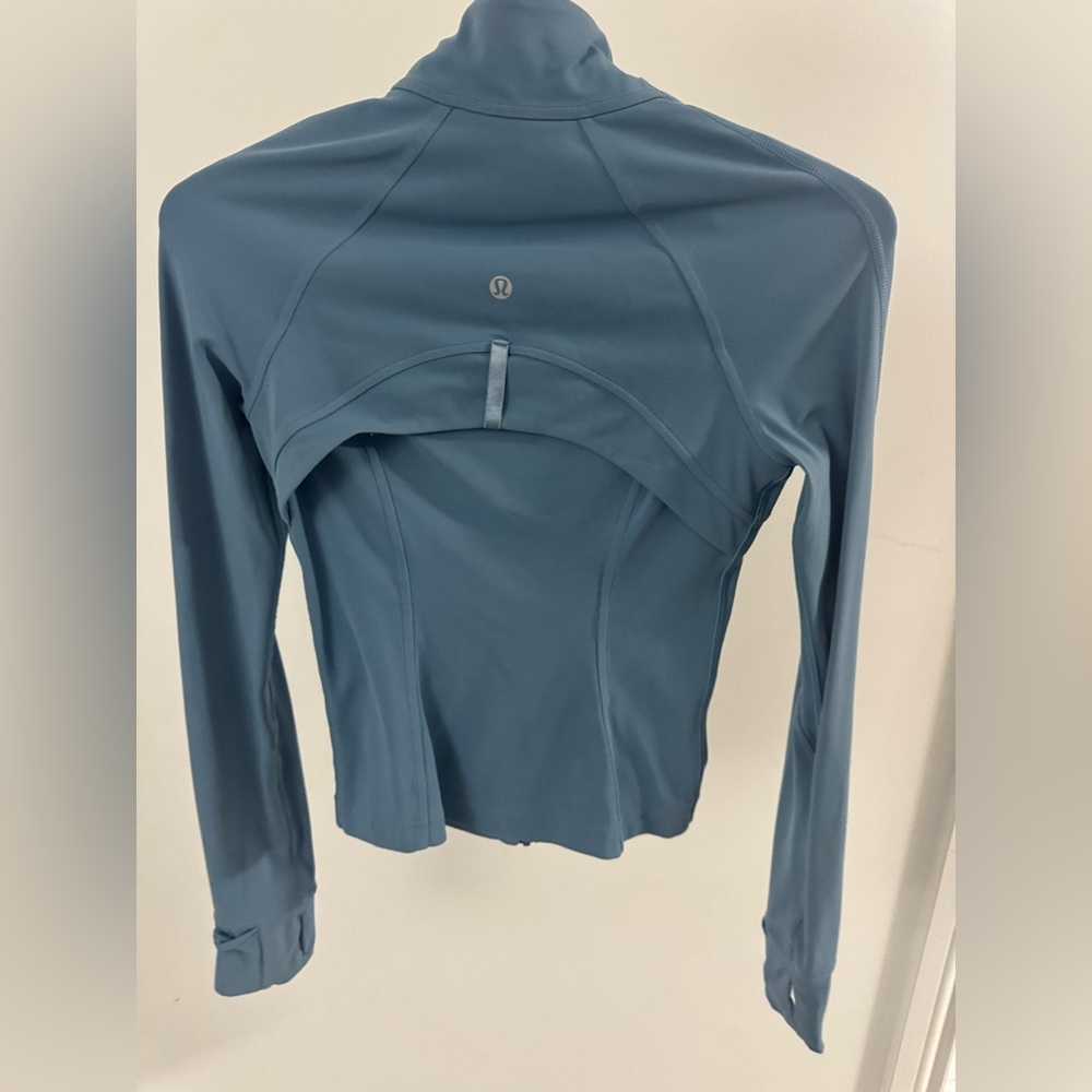 RARE Lululemon define jacket SIZE 2